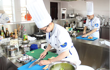 广西华南烹饪技工学校校园生活